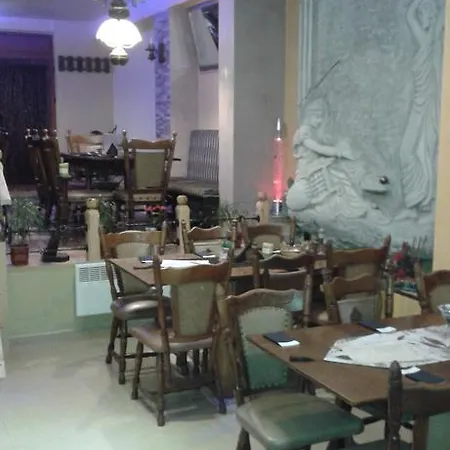 семеен русалка Szálloda