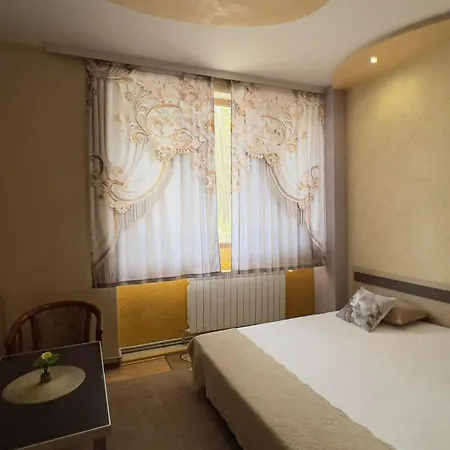 Szálloda семеен русалка Szvistov