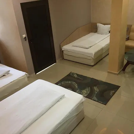 семеен русалка Szálloda