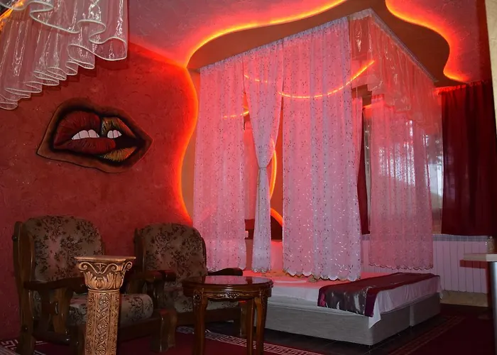 семеен русалка Hotel